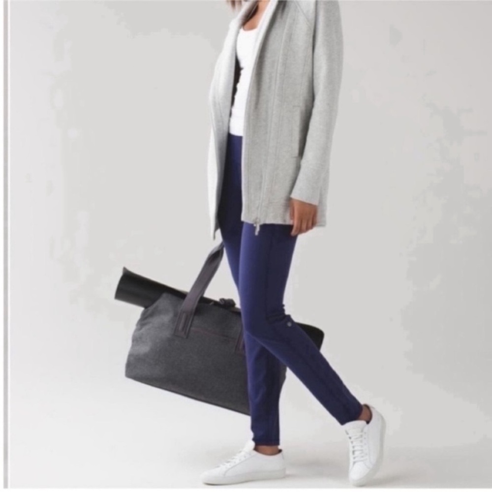 Lululemon Nulu Simply Bare Un-Tight Pants in Hero Blue